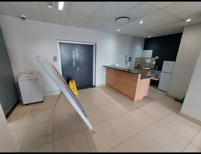 5,021M² WAREHOUSE TO LET IN RANDJESPARK